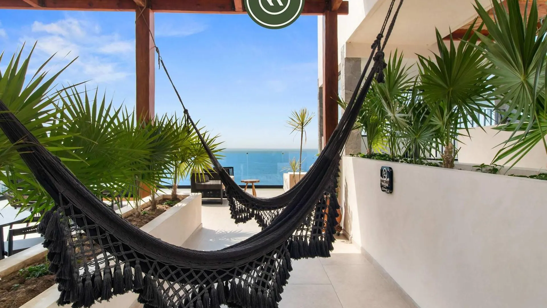 Luxury Oceanview Condo - Rooftop Pool - Downtown بويرتو فالارتا